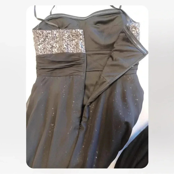 Adrianna Papell Hailey Black & Silver Hi Lo Dress Size 5/6 - Picture 11 of 12